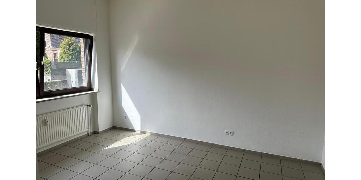 Erdgeschoßwohnung Mönchengladbach Nord - 2 Zimmer, 70 m&sup2;, 670&euro; | Angebot:26461448