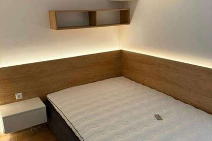 Zimmer Wiesbaden Biebrich - 1 Zimmer, 1.200&euro; | Angebot:24863546