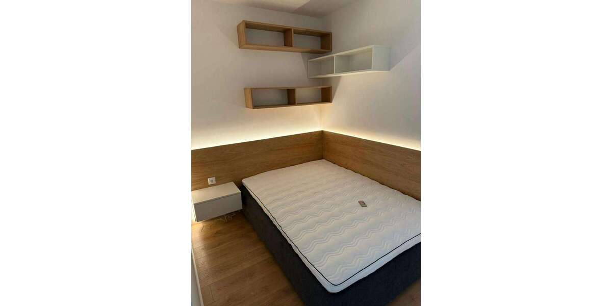Zimmer Wiesbaden Biebrich - 1 Zimmer, 1.200&euro; | Angebot:24863546