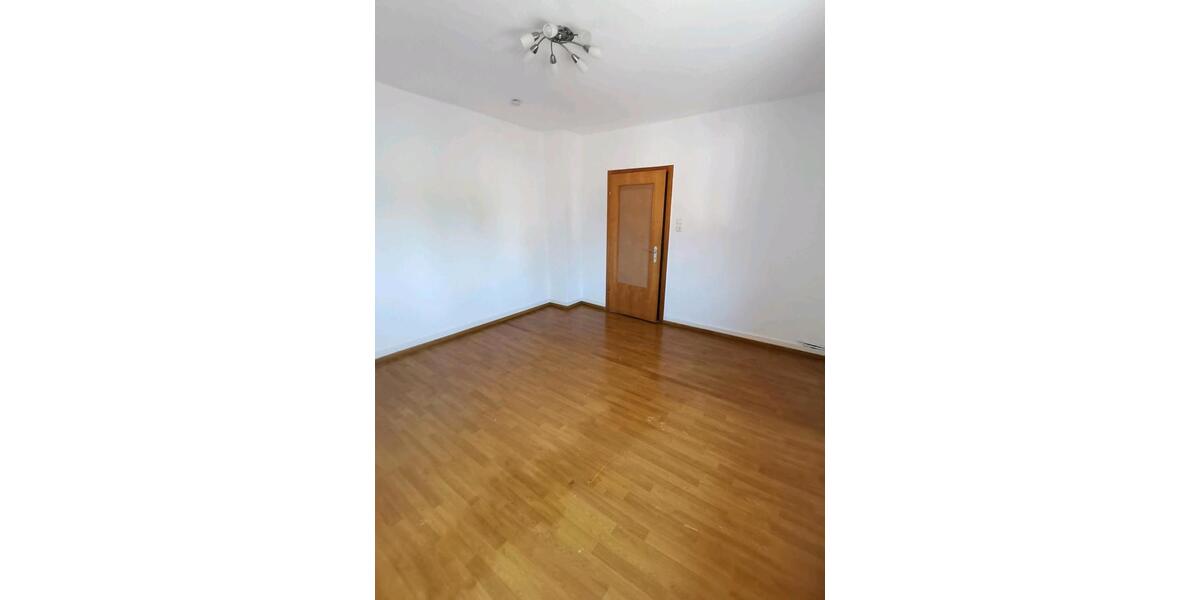 Etagenwohnung Wermelskirchen - 3 Zimmer, 80 m&sup2;, 1.020&euro; | Angebot:26561738