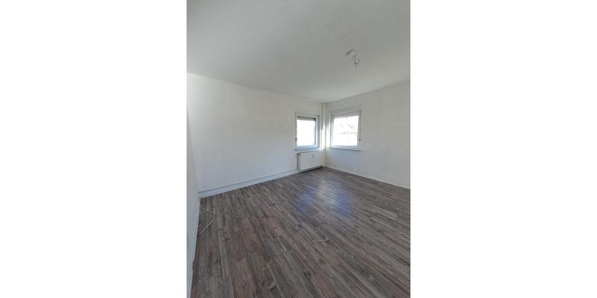 Erdgeschoßwohnung Eisleben (Lutherstadt) - 3 Zimmer, 74 m&sup2;, 570&euro; | Angebot:23567966