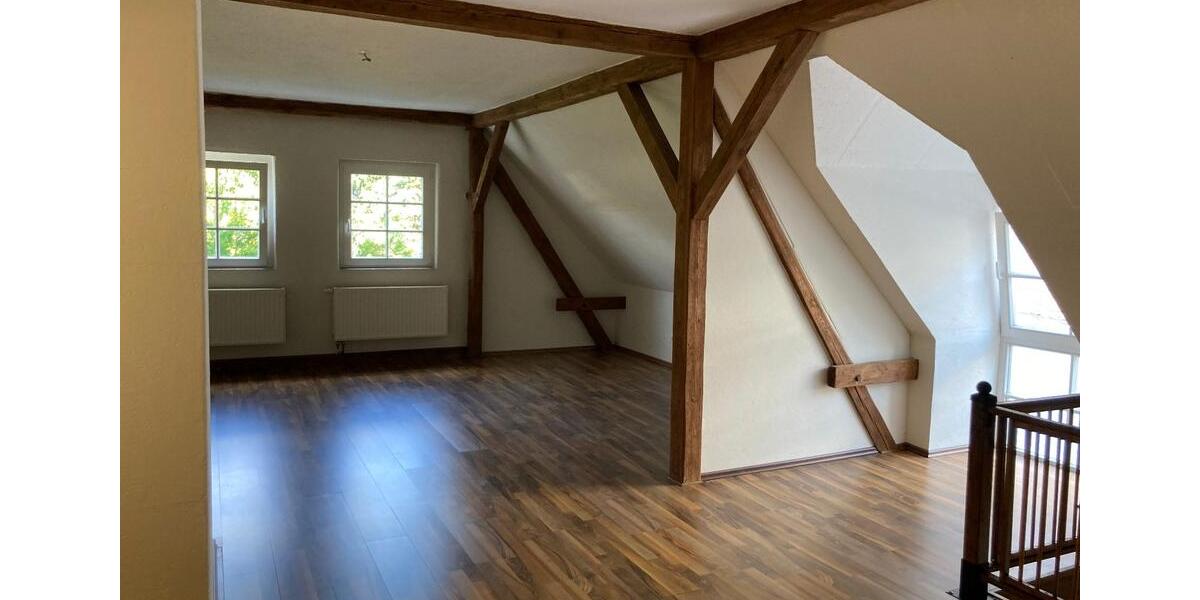 charmantes Haus mit 2 Zi.-Whg.118qm mit Galerie + Deckenbalken 2 zimmer