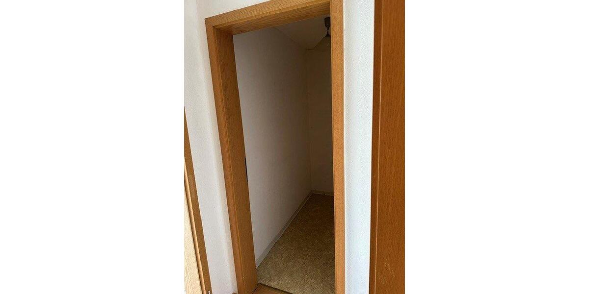 Dachgeschoßwohnung Waren (Müritz) - 2 Zimmer, 48 m&sup2;, 288&euro; | Angebot:27699446