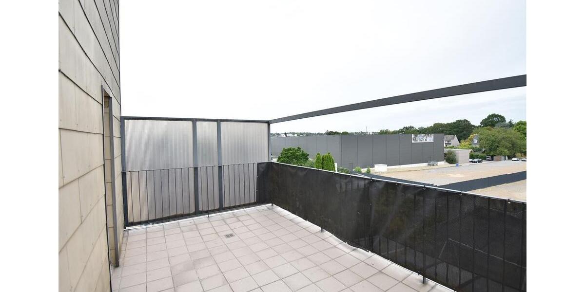 Frisch renoviert! Großzügige 3-Zimmer-Wohnung mit Terrasse zu vermieten 3 zimmer