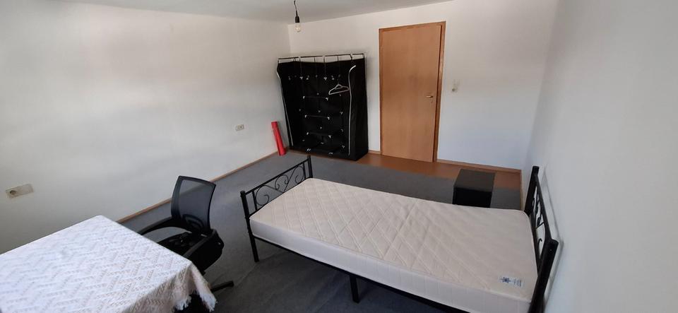 Wohnen auf Zeit Nentershausen - 1 Zimmer, 88 m&sup2;, 345&euro; | Angebot:26262593