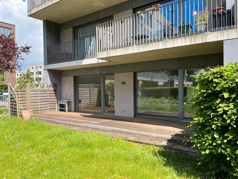 3-Zimmer-Erdgeschosswohnung mit Terrasse und Blick auf die Weser zimmer