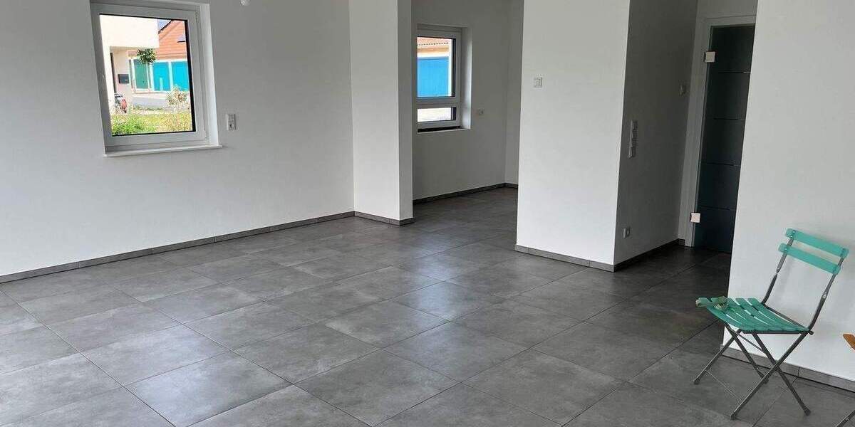 Doppelhaushälfte Markt Erlbach Eschenbach - 5 Zimmer, 121 m&sup2;, 1.690&euro; | Angebot:24967176