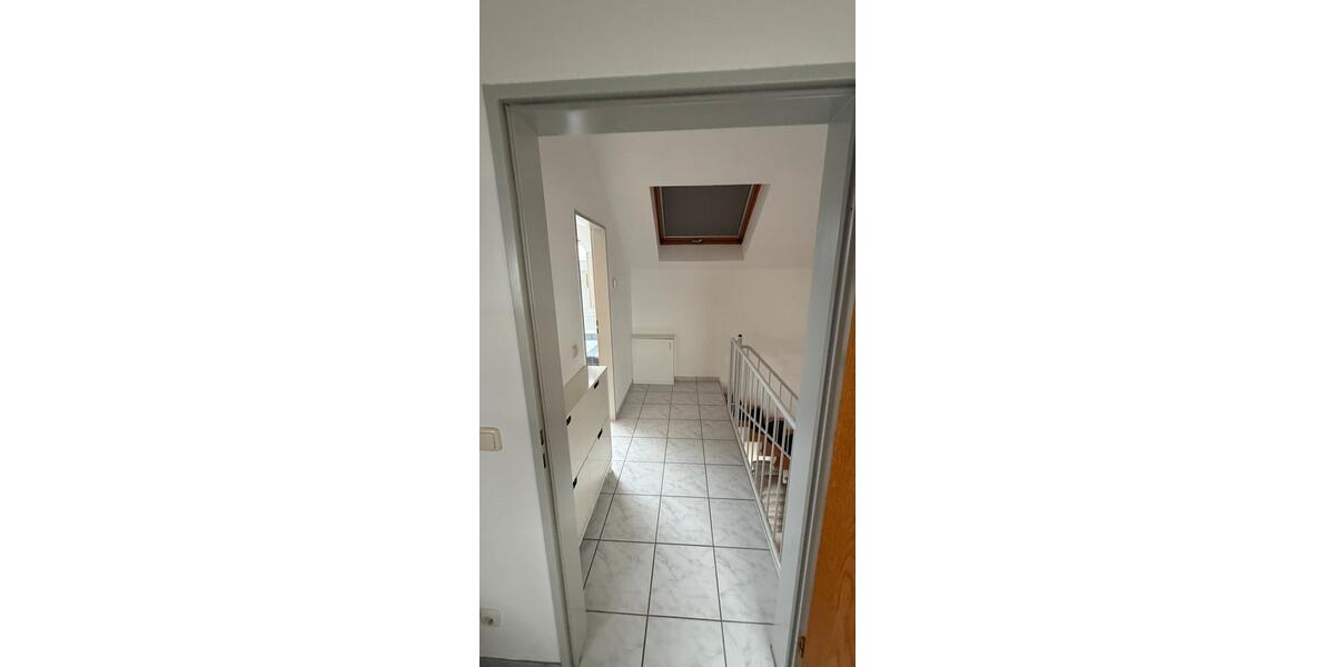 Maisonettenwohnung Nettetal - 3 Zimmer, 95 m&sup2;, 1.400&euro; | Angebot:26042248