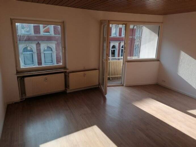 Etagenwohnung Seesen - 3 Zimmer, 84 m&sup2;, 550&euro; | Angebot:25685502