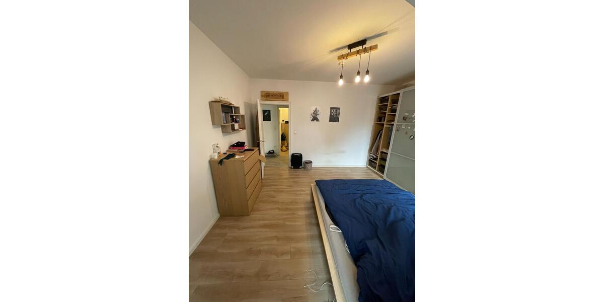 Dachgeschoßwohnung Nürnberg Gibitzenhof - 3 Zimmer, 80 m&sup2;, 700&euro; | Angebot:25022759