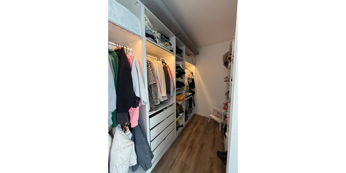 Etagenwohnung Baunatal - 2 Zimmer, 76 m&sup2;, 1.000&euro; | Angebot:25975090