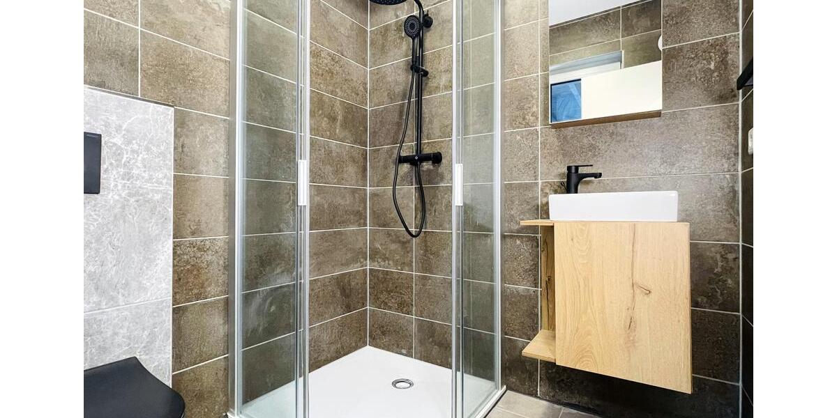 Stilvolles Neubau-Haus: Modernes Wohnen mit Traumküche und Garten 4 zimmer