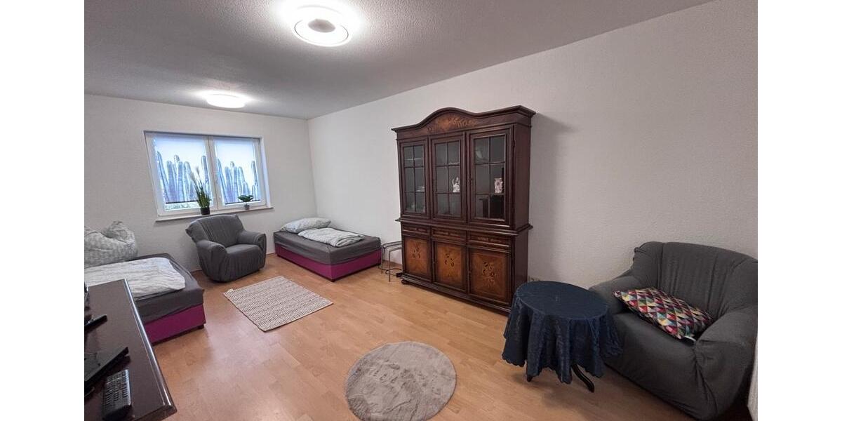 Wohnen auf Zeit Lauta - 3 Zimmer, 90 m&sup2;, 80&euro; | Angebot:24842897