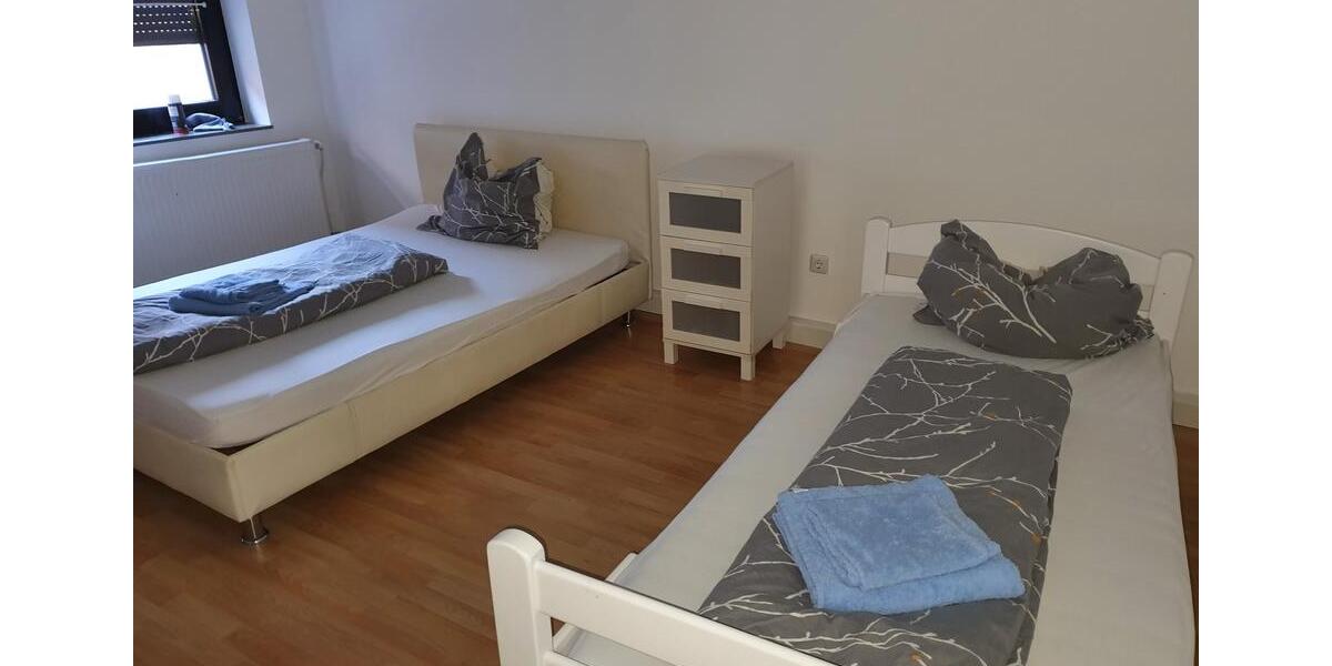 Monteurzimmer Gästezimmer Hostel 4-5 Pers. 28€ 3 zimmer