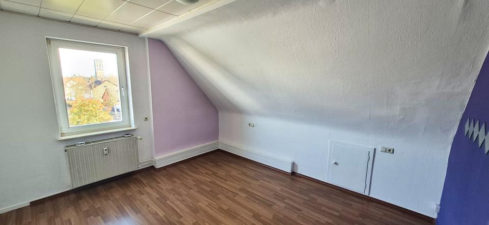 Dachgeschoßwohnung Vellmar - 2 Zimmer, 53 m&sup2;, 450&euro; | Angebot:26004062