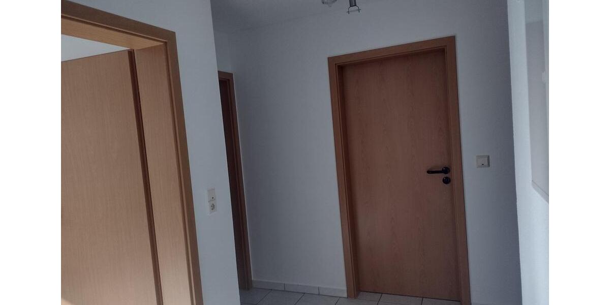 Dachgeschoßwohnung Buch - 4 Zimmer, 104 m&sup2;, 1.100&euro; | Angebot:25875086