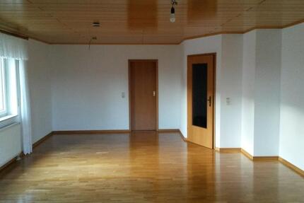 Wohnung Gründau - 3 Zimmer, 98 m&sup2;, 800&euro; | Angebot:25830883