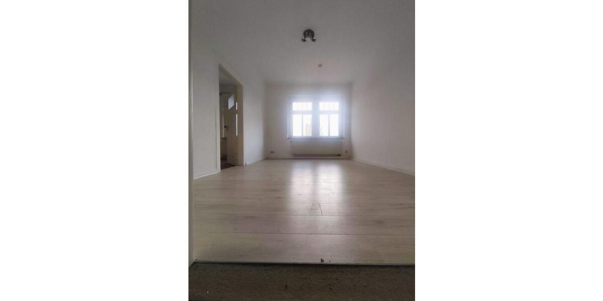 Dachgeschoßwohnung Eibenstock - 4 Zimmer, 100 m&sup2;, 500&euro; | Angebot:26479907