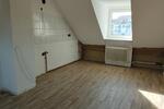 Dachgeschoßwohnung Lage - 3 Zimmer, 77 m&sup2;, 650&euro; | Angebot:25867954