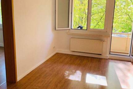 Wohnung Brandenburg Nord - 2 Zimmer, 49 m&sup2;, 436&euro; | Angebot:24973419