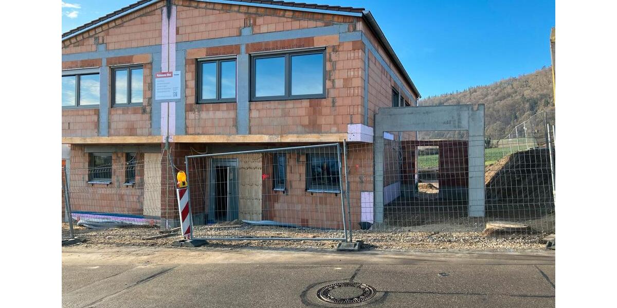 Doppelhaushälfte Beilngries - 5 Zimmer, 164 m&sup2;, 1.850&euro; | Angebot:23738520