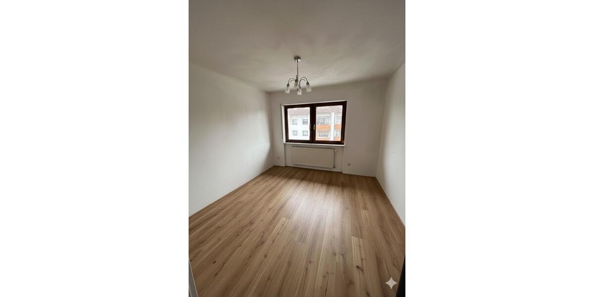 Reihenhaus Bammental - 4 Zimmer, 110 m&sup2;, 1.500&euro; | Angebot:25269631