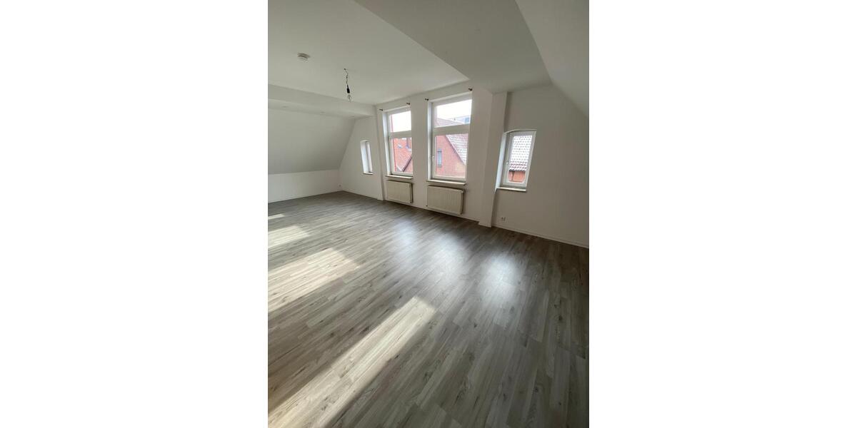 Dachgeschoßwohnung Steyerberg - 3.5 Zimmer, 95 m&sup2;, 750&euro; | Angebot:26289865