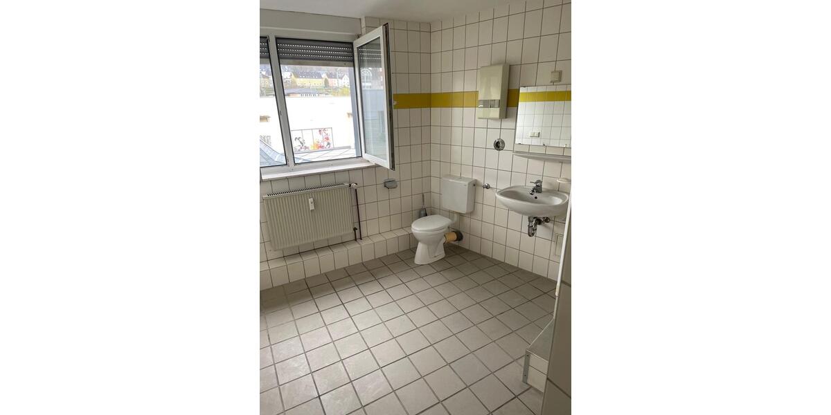 Etagenwohnung Betzdorf - 4 Zimmer, 125 m&sup2;, 650&euro; | Angebot:26252053