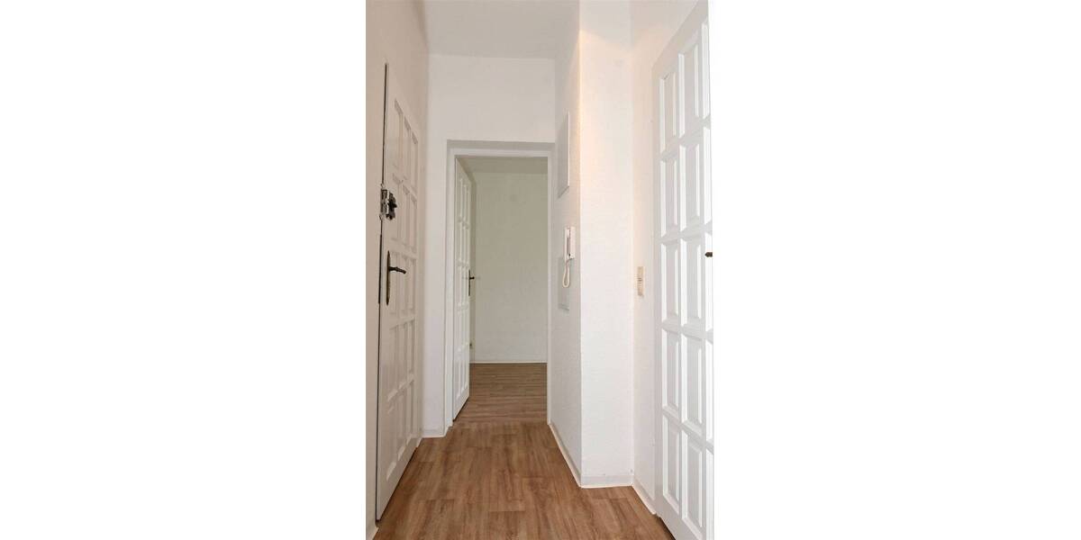 Etagenwohnung Stralsund Tribseer - 2 Zimmer, 37 m&sup2;, 320&euro; | Angebot:26641347