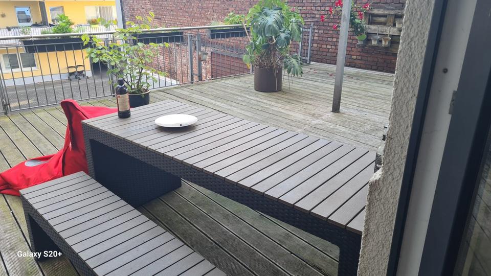 3 Zimmer-Wohnung mit 35 m² Balkon inkl. Einbauküche & Parkplatz 3 zimmer