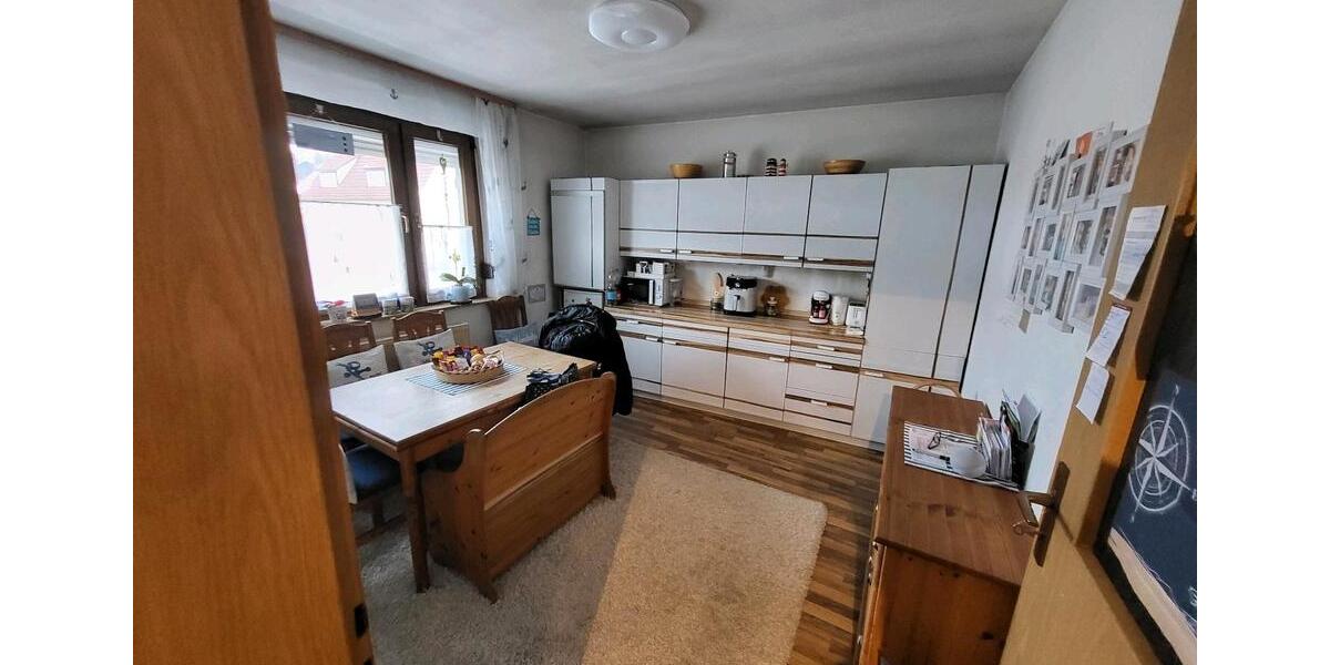 Etagenwohnung Dittelbrunn - 2.5 Zimmer, 58 m&sup2;, 600&euro; | Angebot:24788773