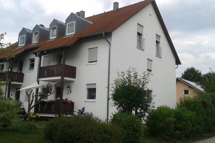 Wohnung Cham - 3 Zimmer, 73 m&sup2;, 520&euro; | Angebot:27572003