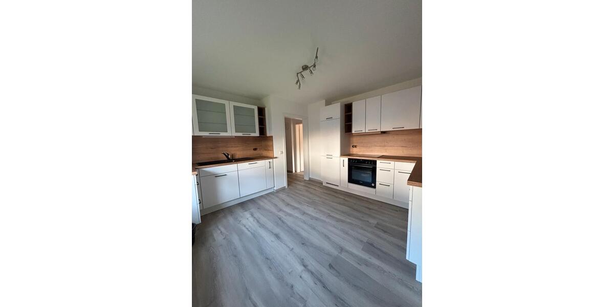 Einziehen ohne Renovierungsbedarf: Wohnung mit großem Wohnbereich 1 zimmer