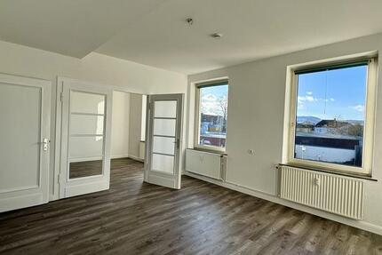 Wohnung Bad Pyrmont - 3 Zimmer, 87 m&sup2;, 690&euro; | Angebot:25979184