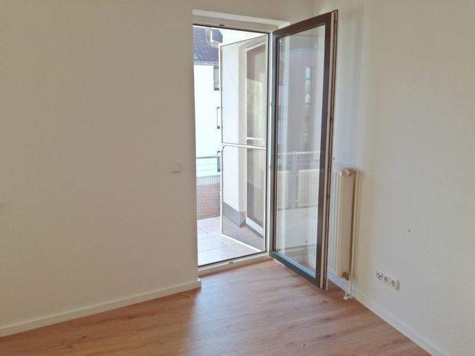 Etagenwohnung Schwerin Krebsförden - 2 Zimmer, 66 m&sup2;, 600&euro; | Angebot:25676969