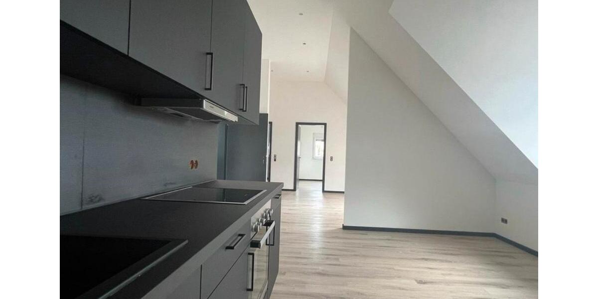 Etagenwohnung Sulzfeld - 3 Zimmer, 82 m&sup2;, 1.320&euro; | Angebot:24717655