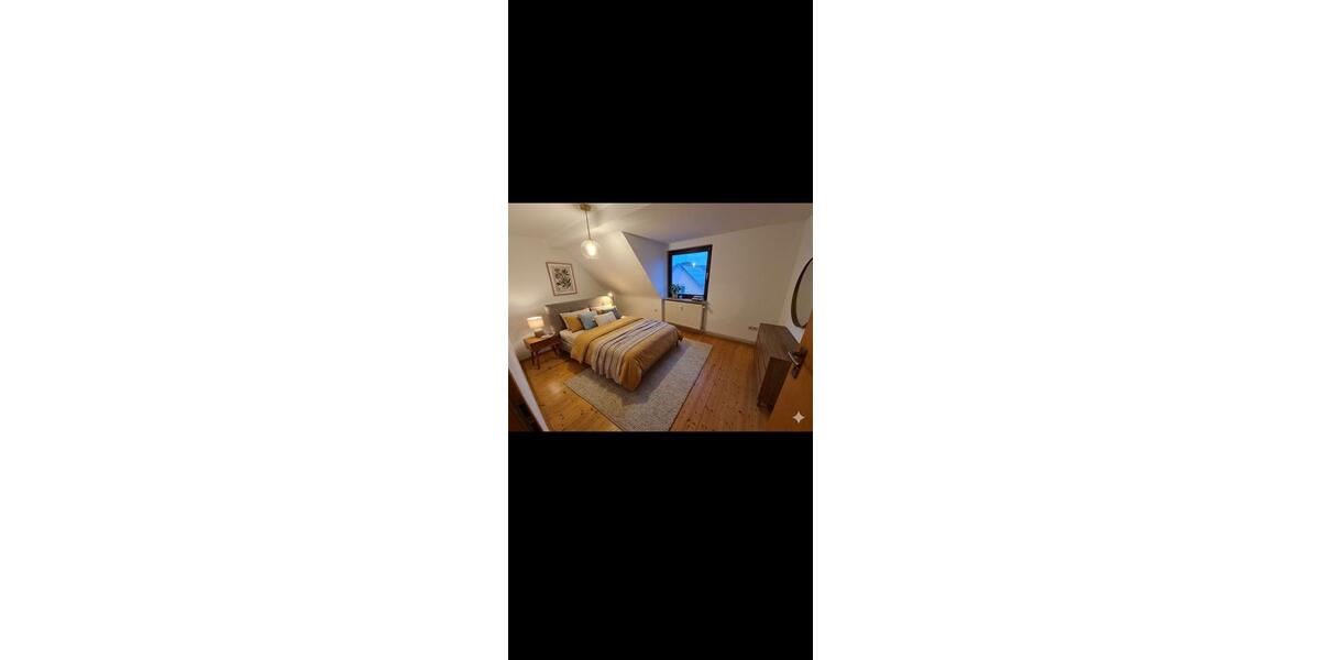 Dachgeschoßwohnung Eschwege - 2 Zimmer, 55 m&sup2;, 400&euro; | Angebot:26125460
