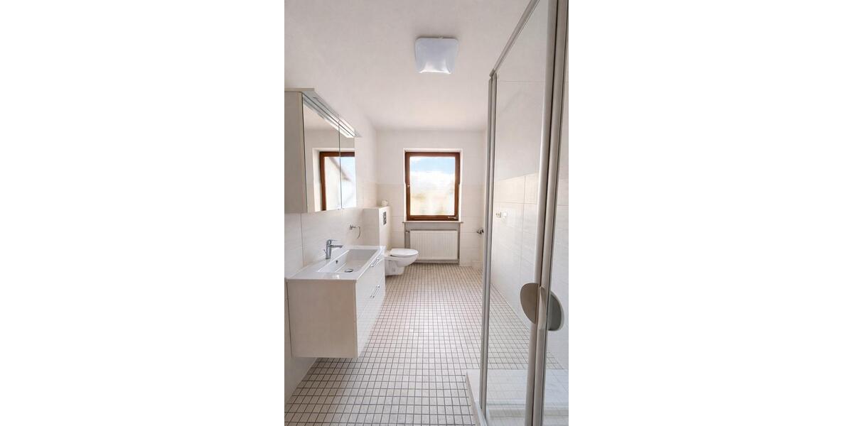 Etagenwohnung Losheim am See - 4 Zimmer, 101 m&sup2;, 890&euro; | Angebot:26642879