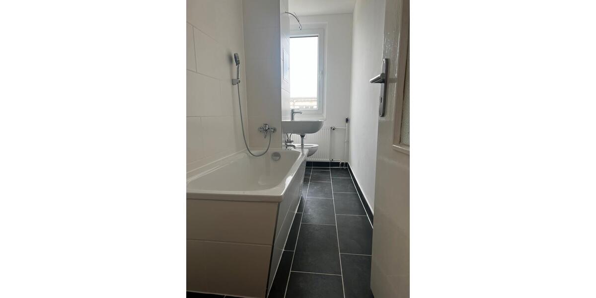 6 Zimmer Wohnung auf dem Lande NKM 660 Euro 6 zimmer