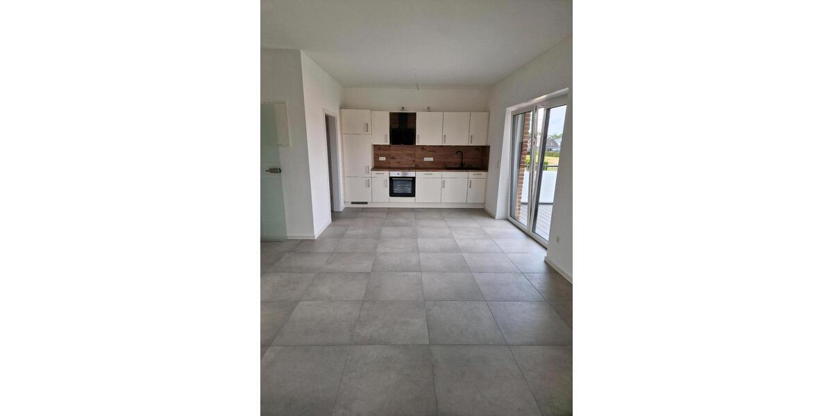 Dachgeschoßwohnung Bösel - 3 Zimmer, 70 m&sup2;, 680&euro; | Angebot:26600924