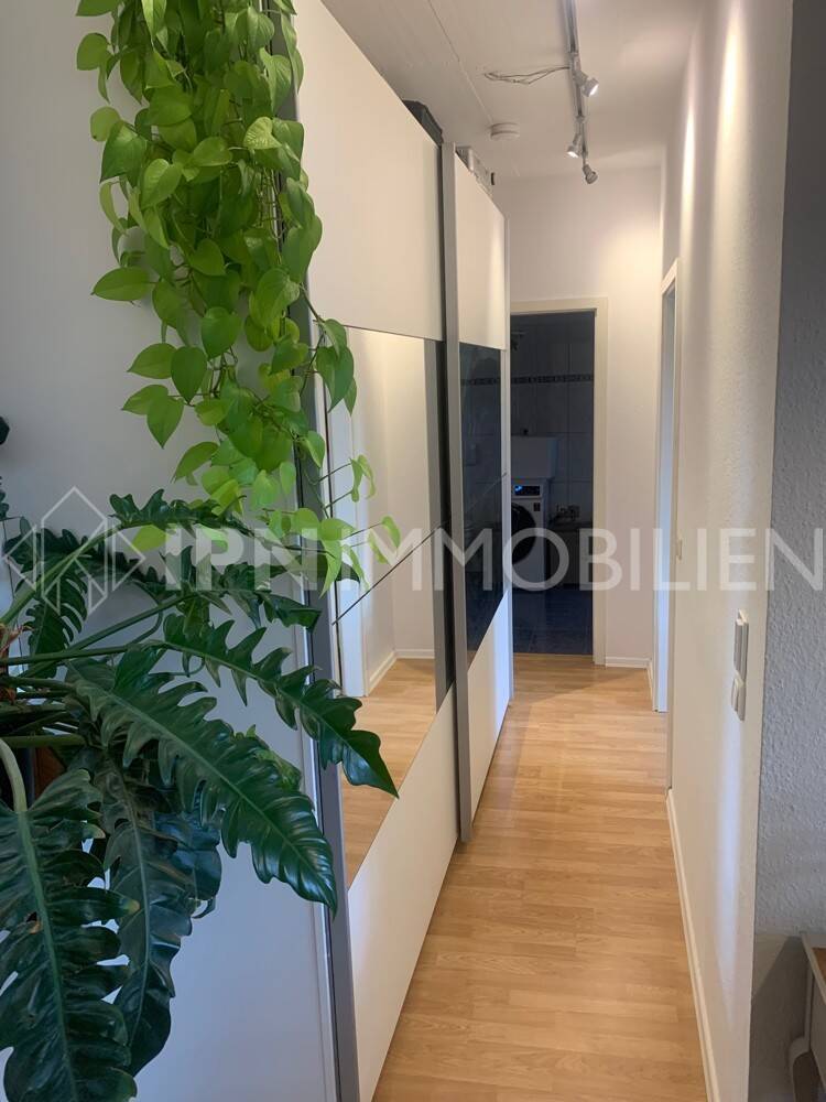 RESERVIERT!!! 3-Zimmer Etagenwohnung mit Balkon und Einbauküche in der östlichen Altstadt