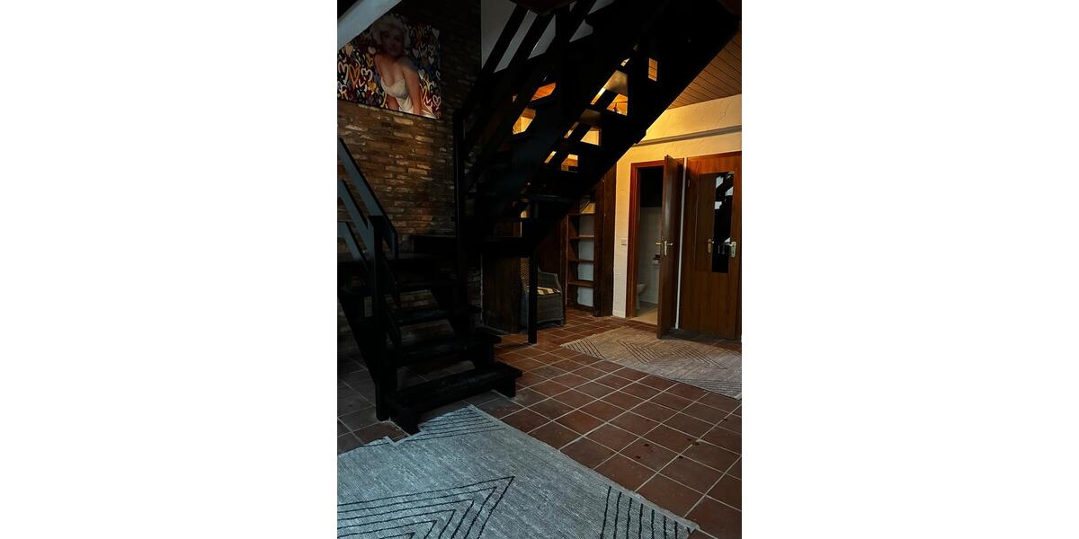 Wohnen auf Zeit Schwerte - 7 Zimmer, 180 m&sup2;, 100&euro; | Angebot:24906532