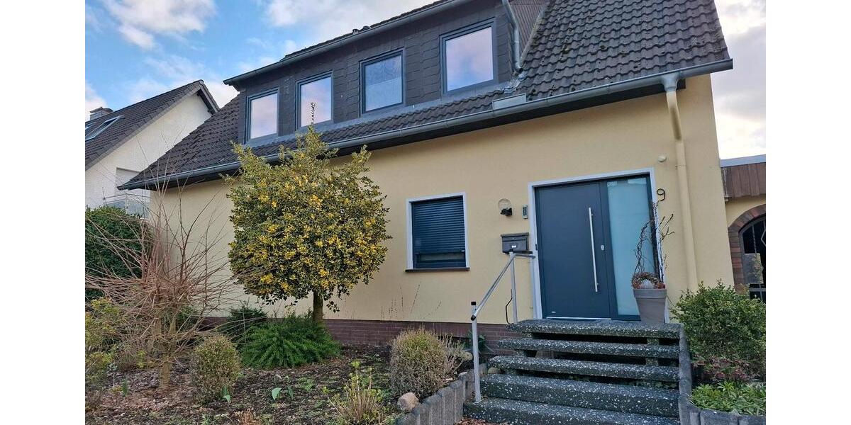 Einfamilienhaus Melle Gesmold - 8 Zimmer, 165 m&sup2;, 1.558&euro; | Angebot:25980744