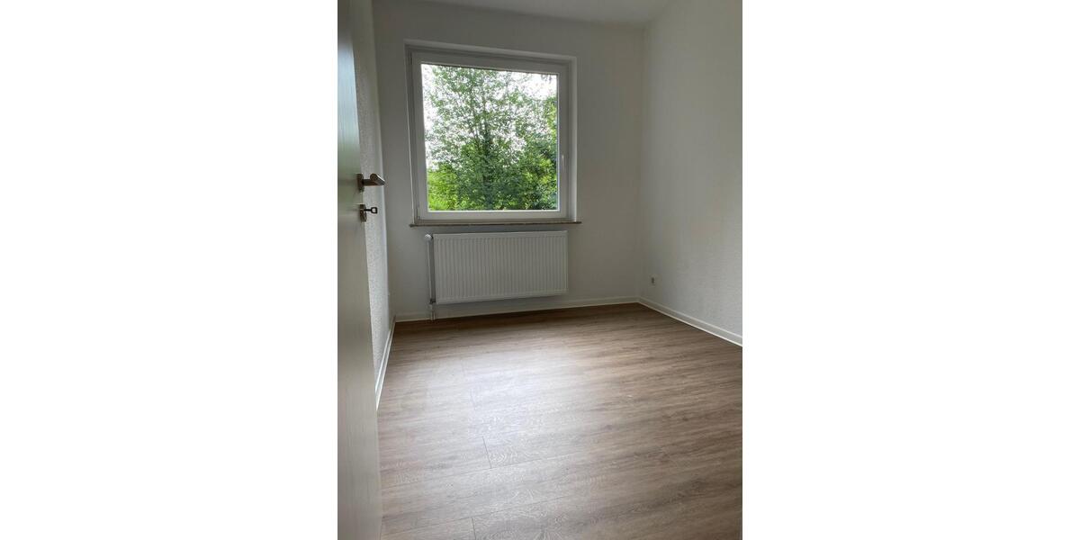 Erdgeschoßwohnung Bremerhaven - 3 Zimmer, 63 m&sup2;, 690&euro; | Angebot:25278957