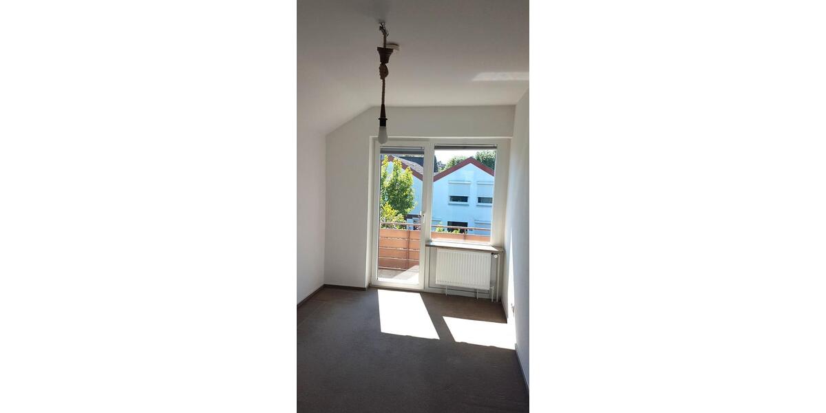 Einfamilienhaus Pinneberg - 5 Zimmer, 131 m&sup2;, 2.000&euro; | Angebot:26043862