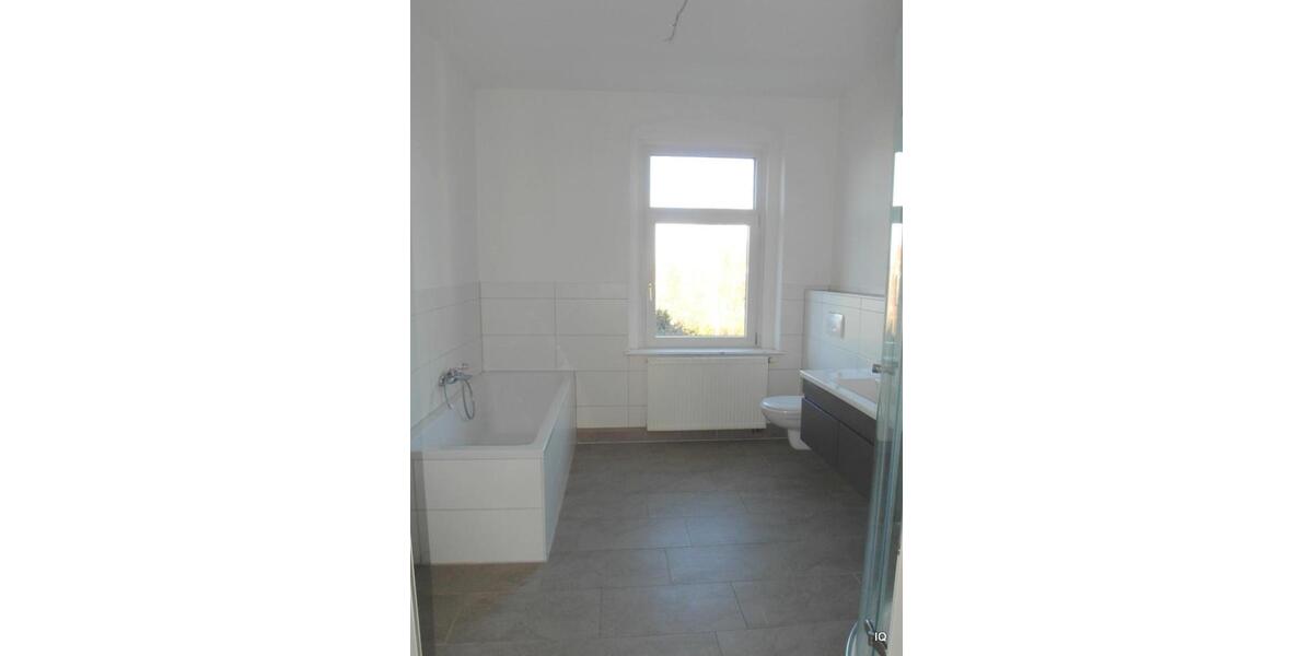 Etagenwohnung Hartha - 3 Zimmer, 73 m&sup2;, 399&euro; | Angebot:26019024