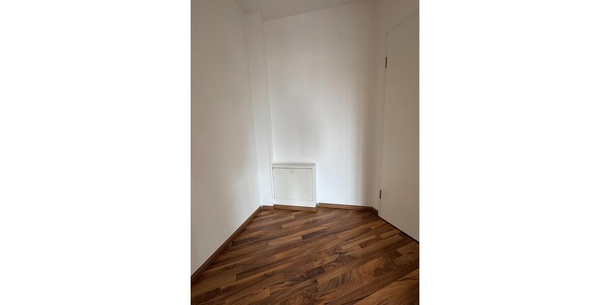 Etagenwohnung Radeberg - 1 Zimmer, 36 m&sup2;, 399&euro; | Angebot:26272336