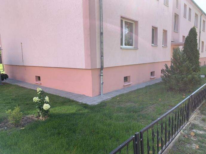 Etagenwohnung Plattenburg Glöwen - 2 Zimmer, 49 m&sup2;, 295&euro; | Angebot:25667457