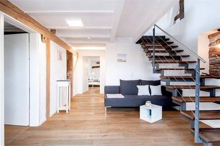 Mietangebot: hochwertige möblierte 3- Zimmer- Wohnung vom 1. Dez. 2025- bis 31.März. 2026