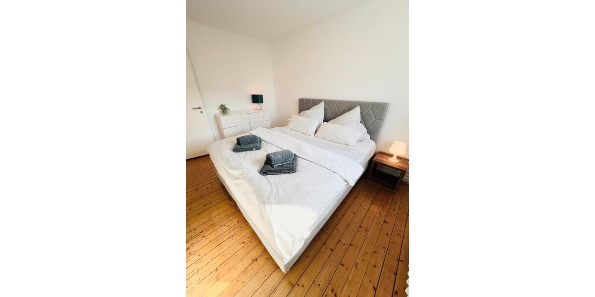 Wohnen auf Zeit Düsseldorf Stadtbezirk 5 - 3 Zimmer, 85 m&sup2;, 1.350&euro; | Angebot:25845322